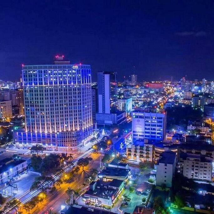 Dom. Rep. Exclusive 2 Bed Apt. Evaristo Morales Σάντο Ντομίγκο Εξωτερικό φωτογραφία