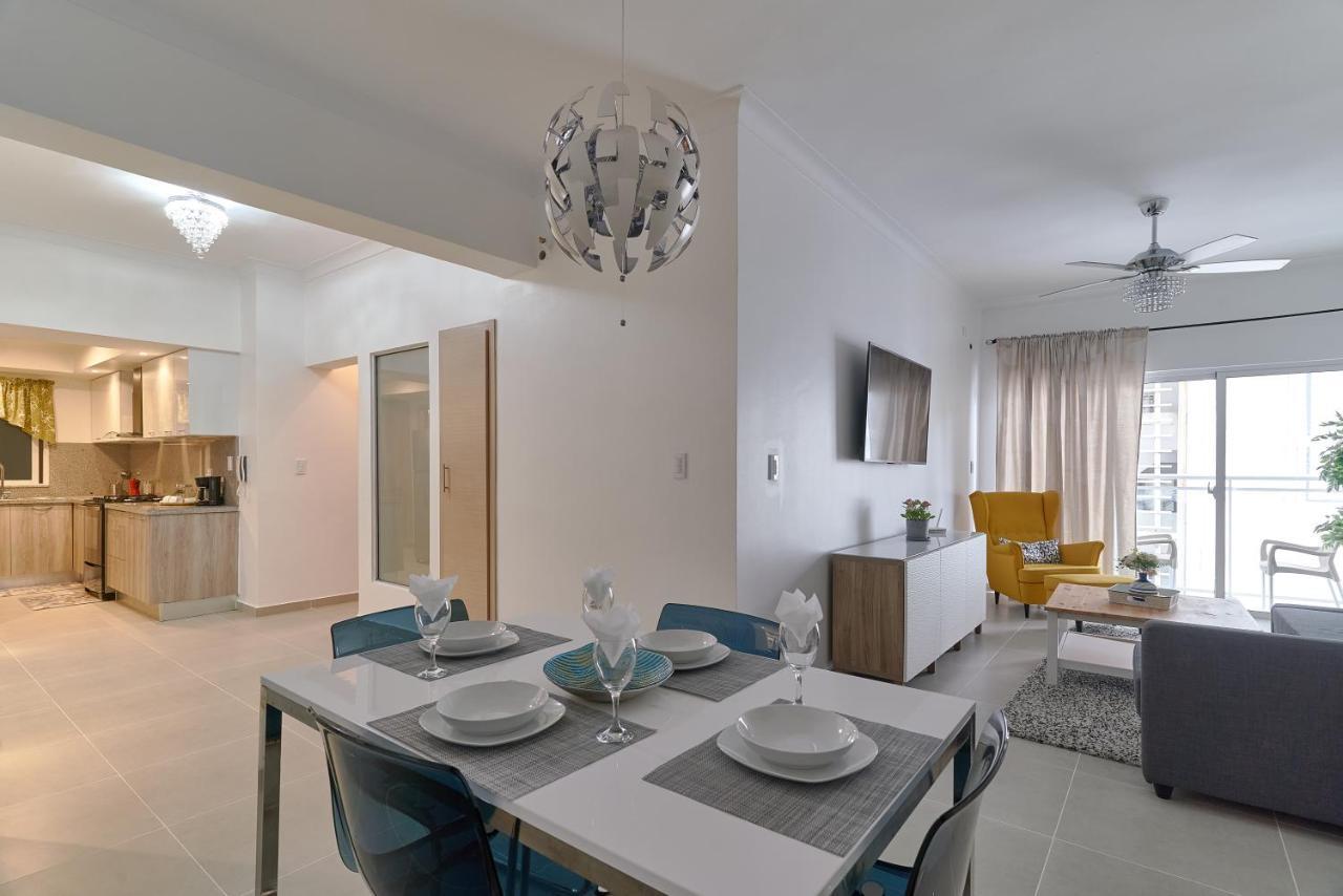 Dom. Rep. Exclusive 2 Bed Apt. Evaristo Morales Σάντο Ντομίγκο Εξωτερικό φωτογραφία